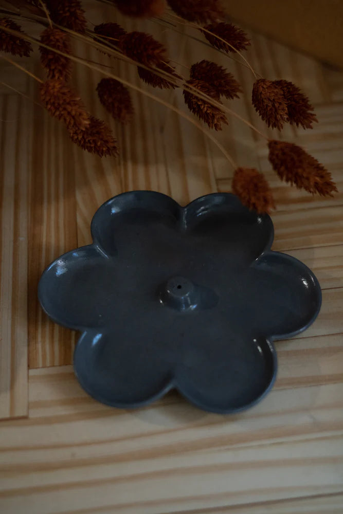 Blooming Incense Holder